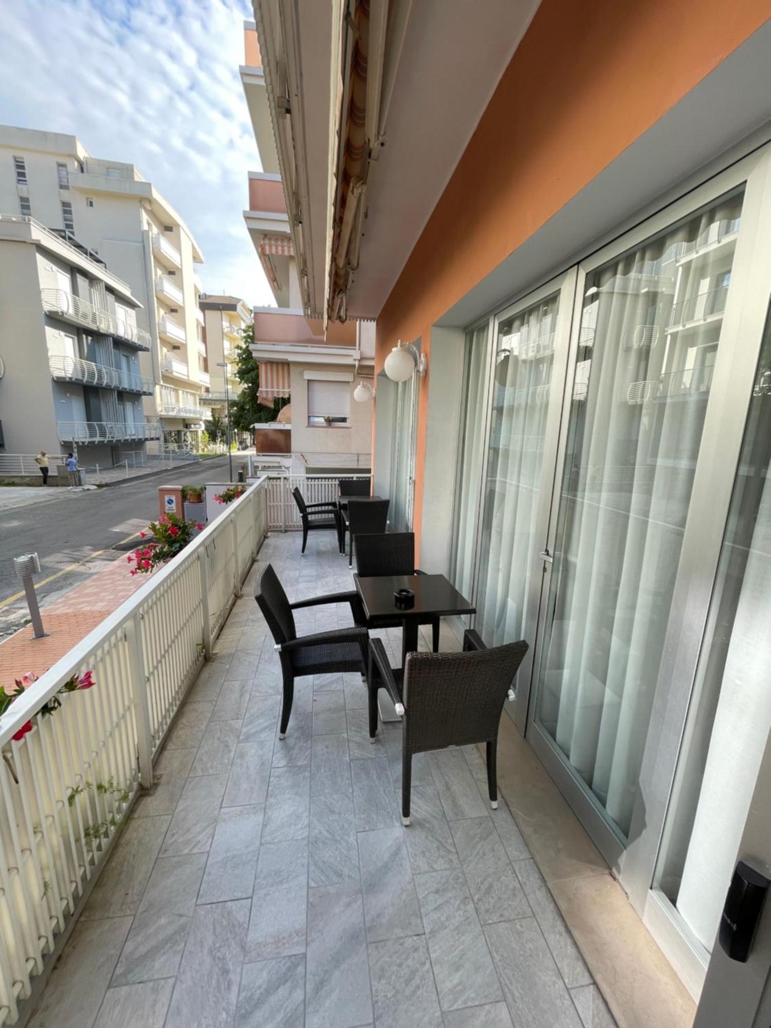 Hotel D'Annunzio Cattolica Dış mekan fotoğraf